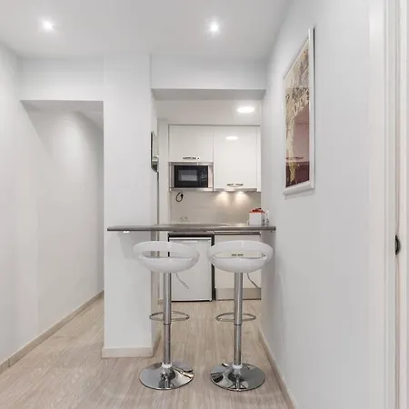 Beautiful 2 Bedroom Wifi Ac By The Turia Gardens *