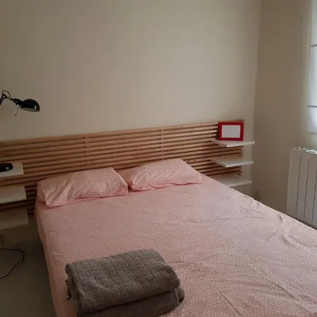 Appartement Lovely Two Bedroom Wifi In Centre