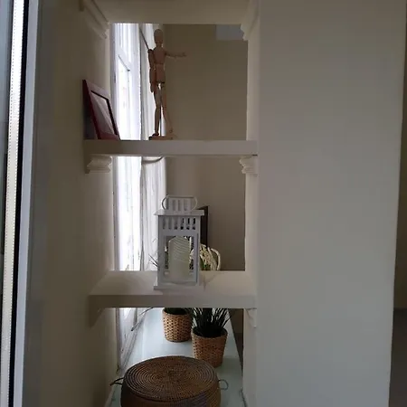 Lovely Two Bedroom Wifi In Centre Appartement