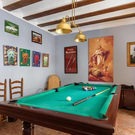 Cosy Holiday In With Billiards And Barbecue * Valencia