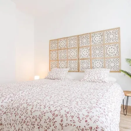 Xativa Flat, City Hall With Big Terrace *
