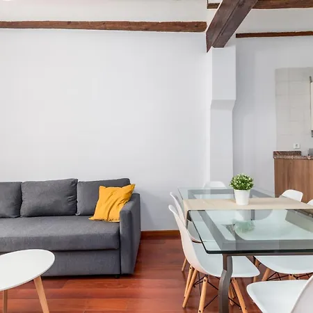 Travel Habitat Plaza De La Virgen Valensiya