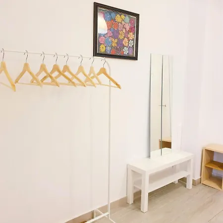 La Casa Del Colibri Youth (adults Only) * 발렌시아