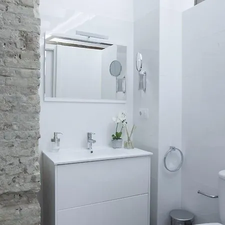 Apartment Singularstays Mercado *
