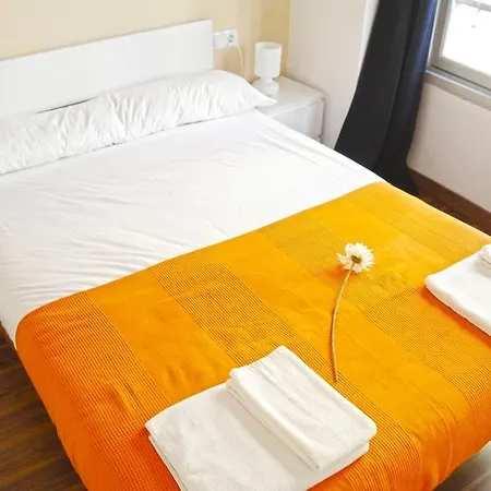 Otel Up Town 25 Valensiya