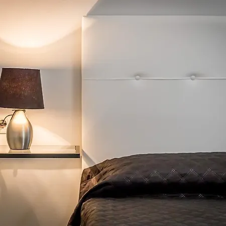 Travel Habitat Atico Comedias 3* Valensiya