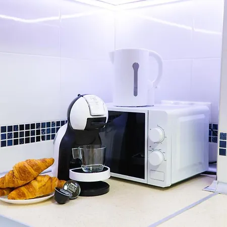 Apartman On-line Luxury Apart Peset Aleixandre 69, Free Wi-fi *