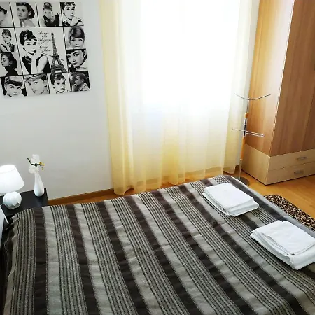 On-line Luxury Apart Peset Aleixandre 135, Free Wi-fi * Valencia