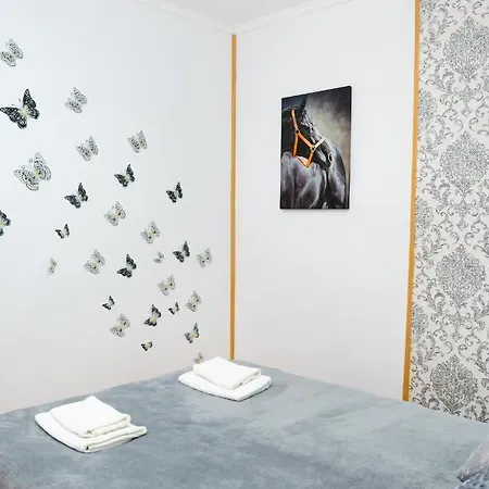 On-line Luxury Apart Pintor Stoolz, Free Wi-fi *