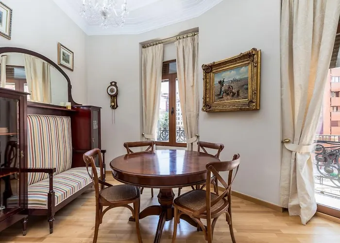 My Loft 4 Gran Via شقة فالنسيا