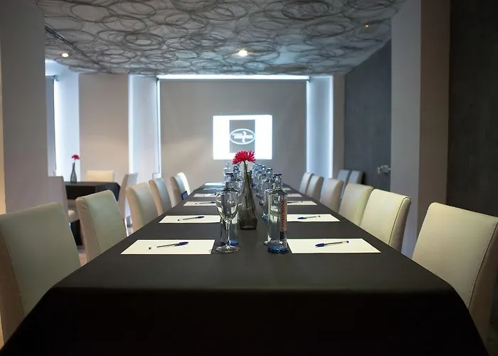 Отель Sea Port Валенсия