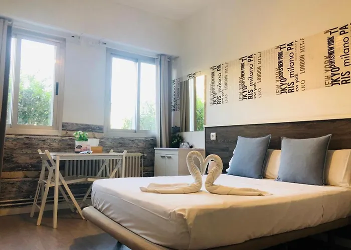 Suits You: Adults-only Centro Historico With Auto Check-in Valencia