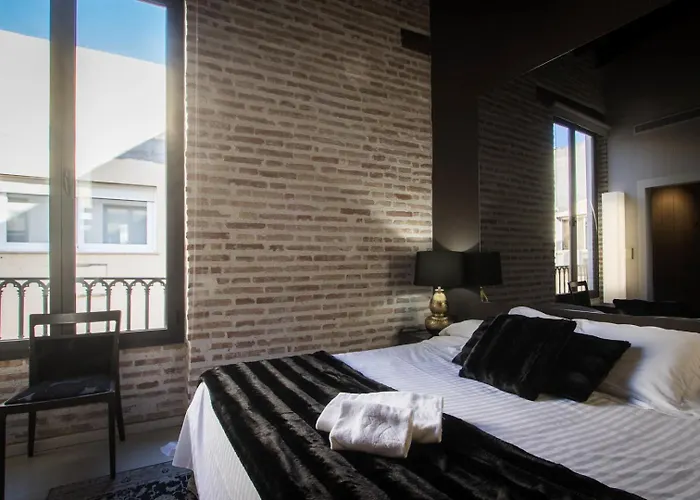 Cosy Embajador بيت ضيافة 2*