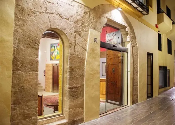 Ad Hoc Carmen Szálloda