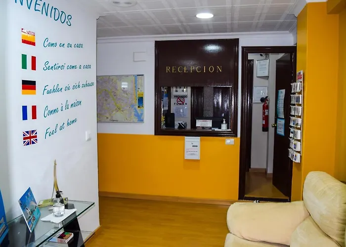 Pension Waksman Валенсия