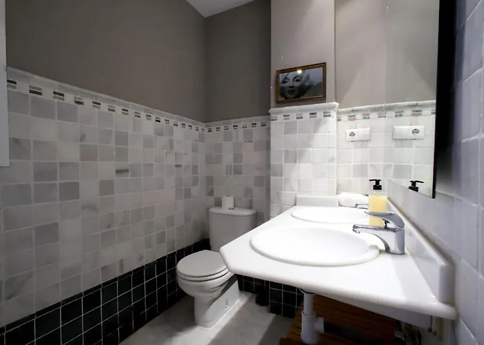 Centro. Wifi/aacc Jacuzzi Apartamento