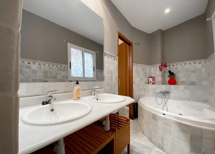 Centro. Wifi/aacc Jacuzzi Apartamento Valencia