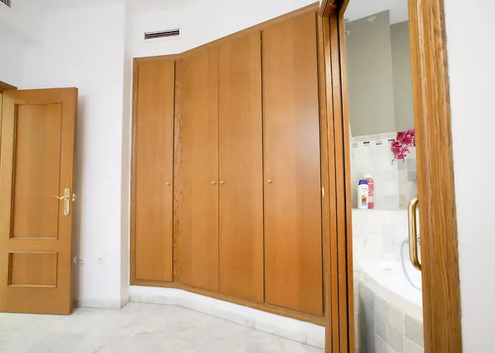 Centro. Wifi/aacc Jacuzzi