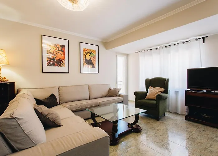 Exclusive 3 Bedroom Beach Διαμέρισμα