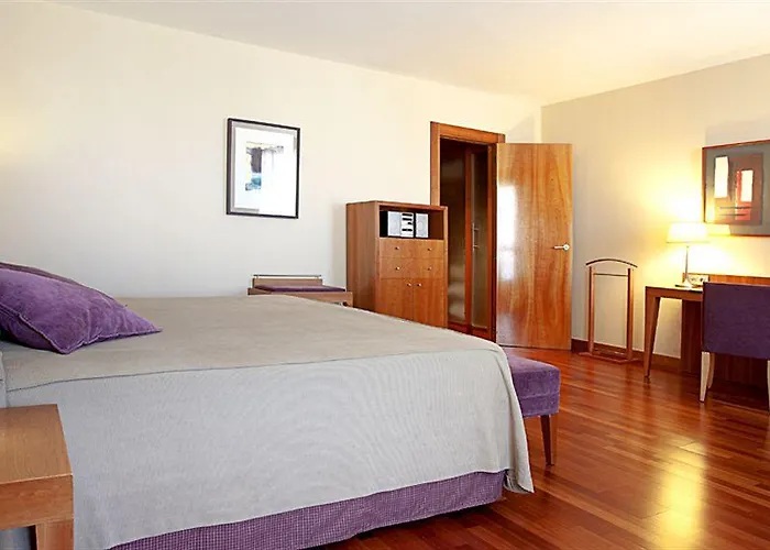 Istay By Nh Ciudad De 3*