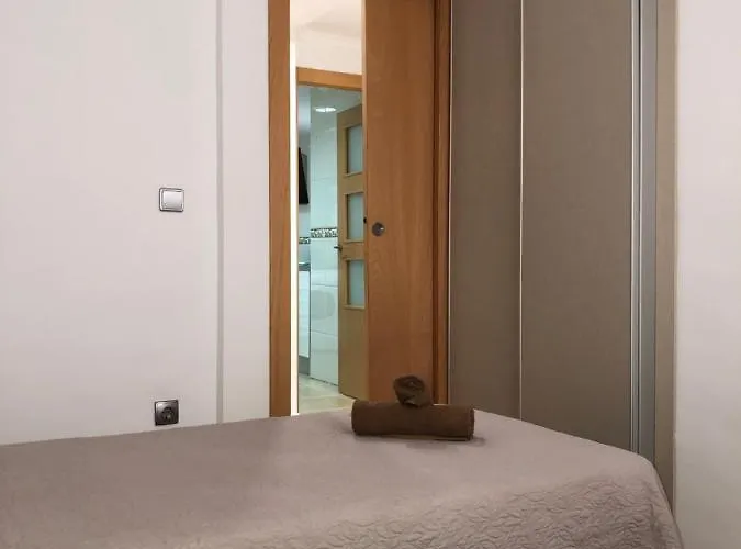 Διαμέρισμα Calle Mora De Rubielos With Free Private Underground Parking