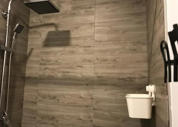 Pequeno Con Mini Piscina - No Climatizada 아파트