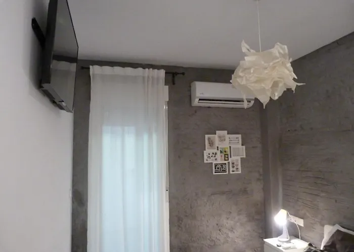 Pequeno Con Mini Piscina - No Climatizada