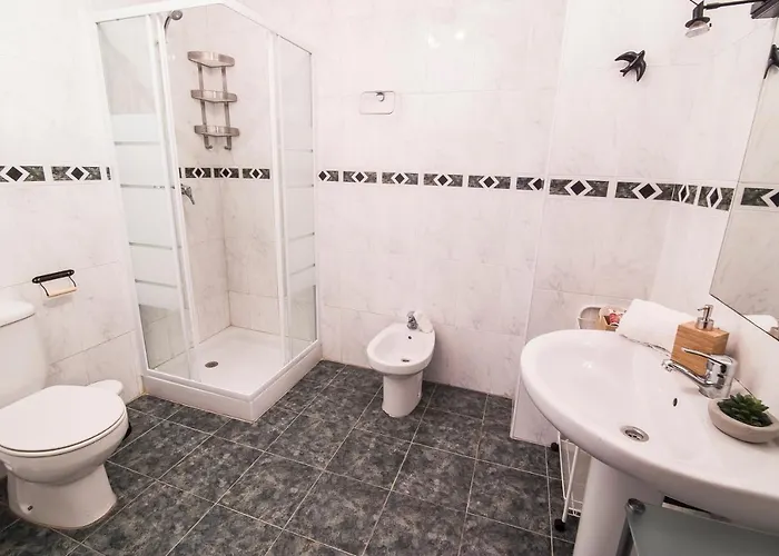 아파트 Tranquilo Y Acogedor En El Centro De La Ciudad