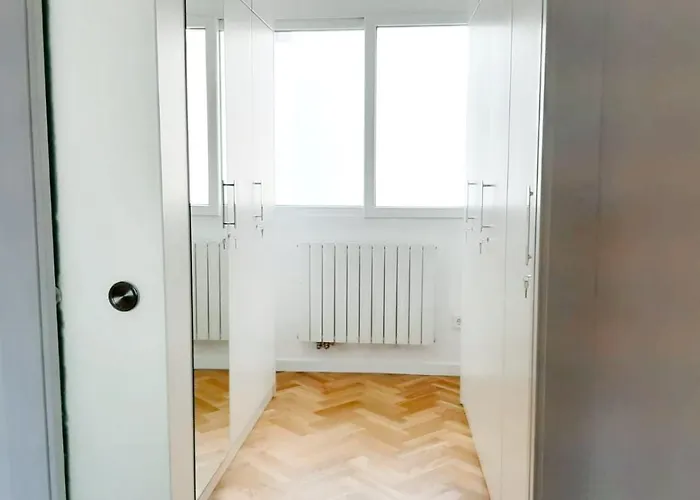 Town Hall Dream * فالنسيا