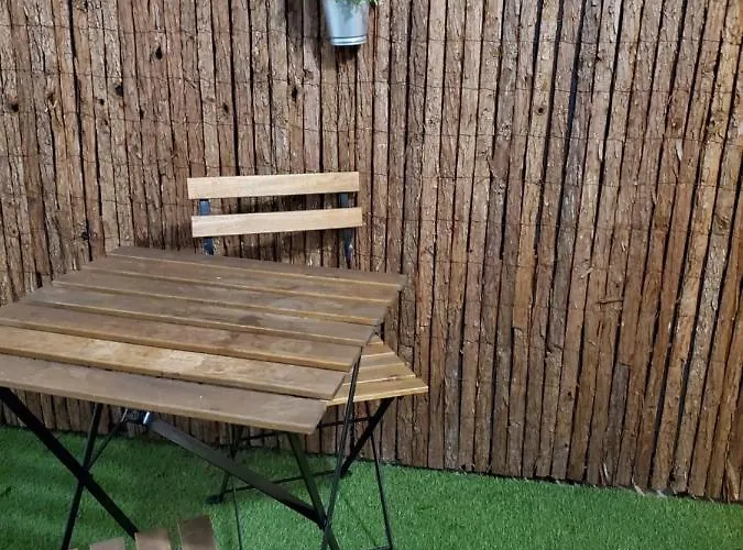 Small And Cozy - G 아파트