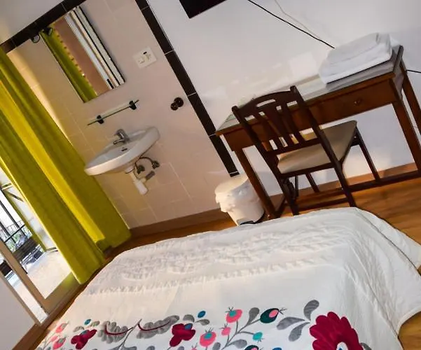 Pension Waksman Гостевой дом Валенсия