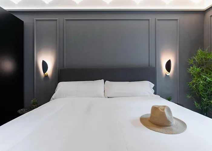 Reina 107 Boutique 4* Valencia