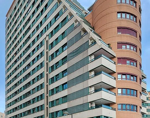 Opera House 3* Valence