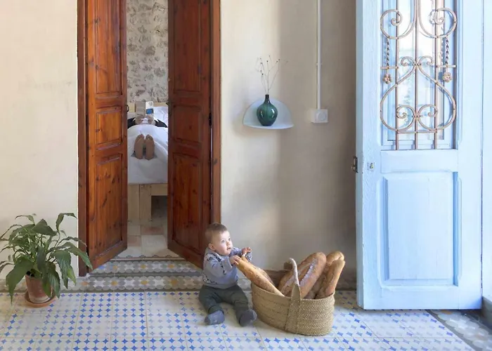 Serrano, La De Mil Suelos * فالنسيا