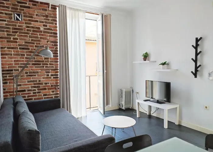 Flats Friends Torres Quart Apartman