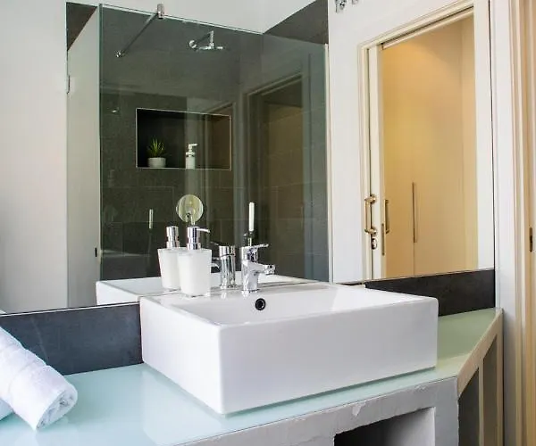 아파트 Florit Flats - Cabanyal 3 Bedroom Wifi Ac Terrace Penthouse 발렌시아