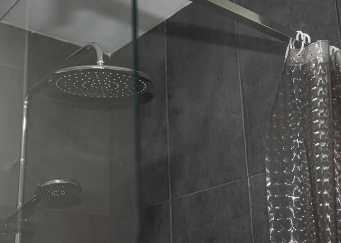 Lovely Modern Flat Center فالنسيا