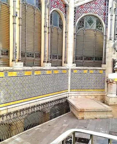 Precioso Frente Del Mercado فالنسيا