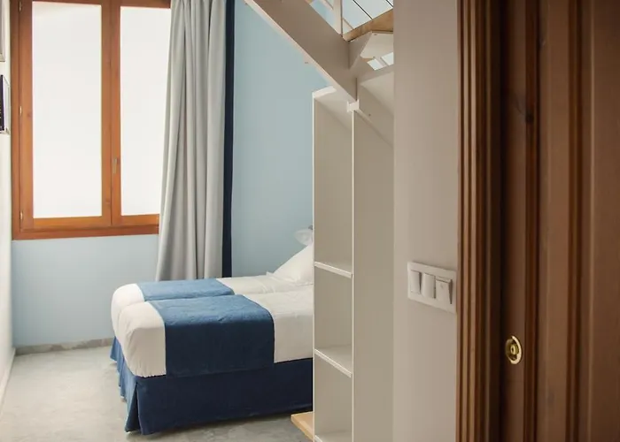 애드 혹 카르멘 2* 발렌시아