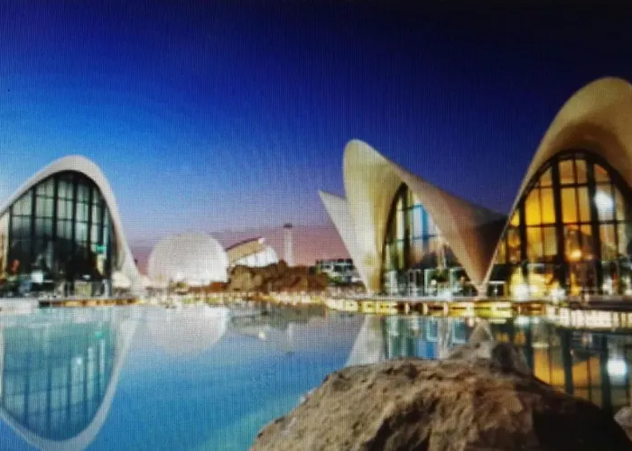 Duplex Near Center Lovely