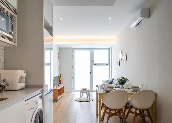 Florit Flats - Port I 아파트