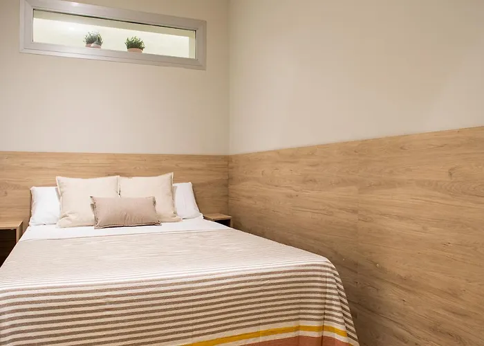 Florit Flats - Port Ii *