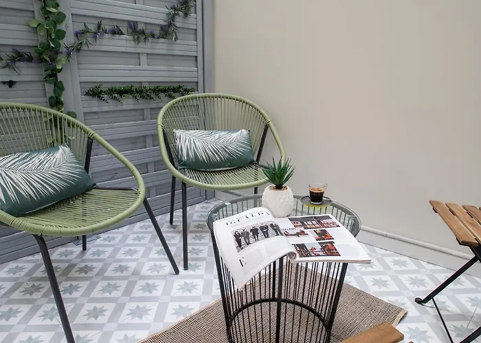 Florit Flats - Port I شقة