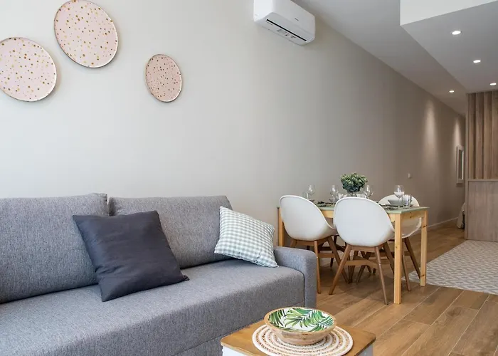 Florit Flats - Port I فالنسيا