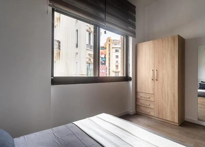 Exclusivos Lofts En Plaza Del Ayuntamiento *