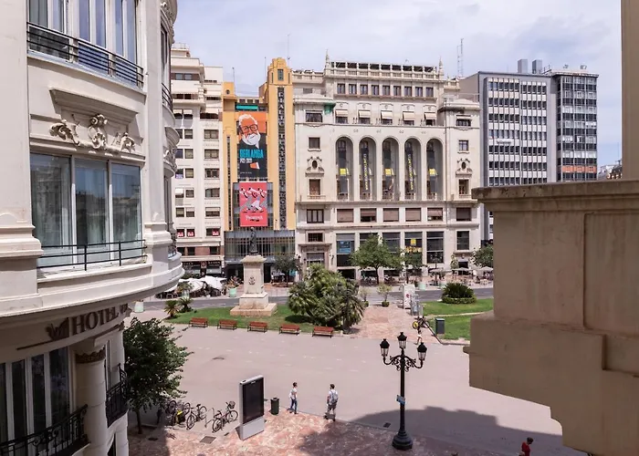 Exclusivos Lofts En Plaza Del Ayuntamiento Apartment