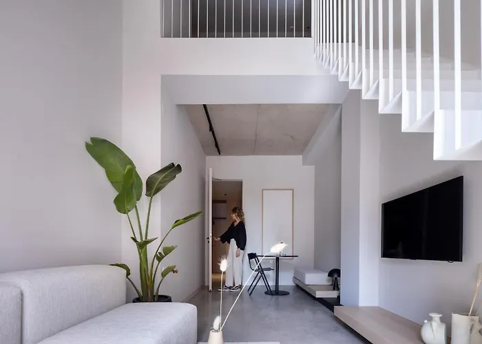 Yours Boutique فندق *