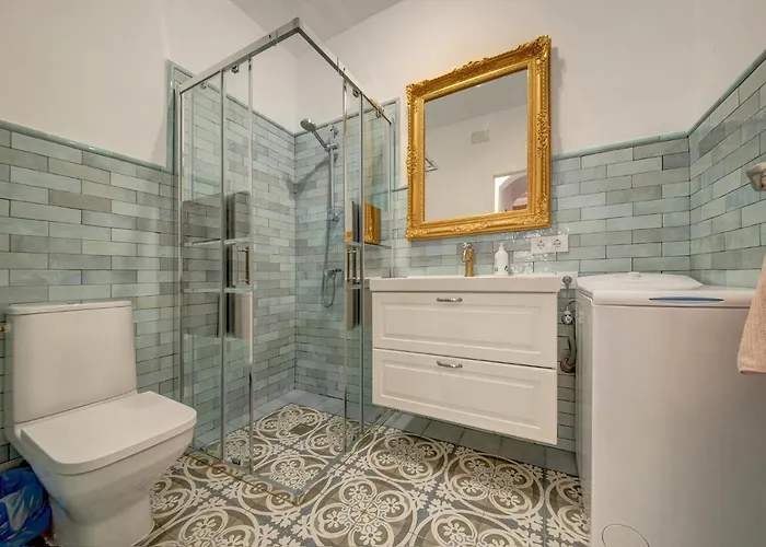 Lejlighed With Pool By The Beach *