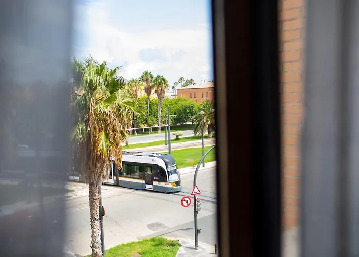 Florit Flats - The Malvarrosa & Free Parking Διαμέρισμα