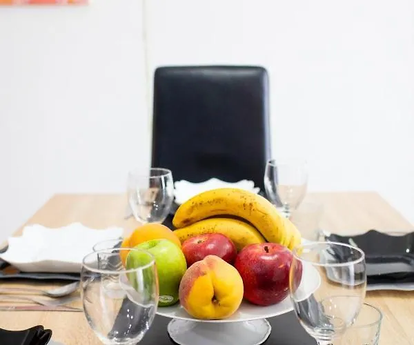 Florit Flats - The Malvarrosa & Free Parking